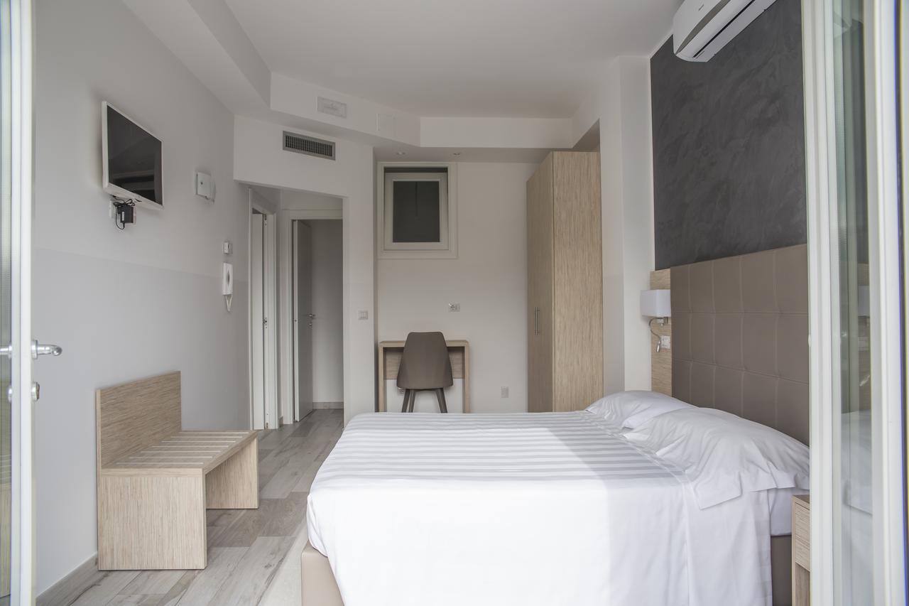 Rooms A Due Passi Dal Mare 포르토레카나티 외부 사진